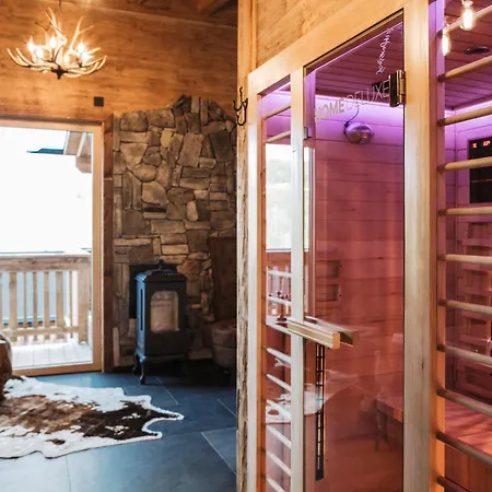 Romantikchalet Fuchsbau Mit Eigenen Wellnessbereich, Komfort Und Viel Ruhe In Der Vorra