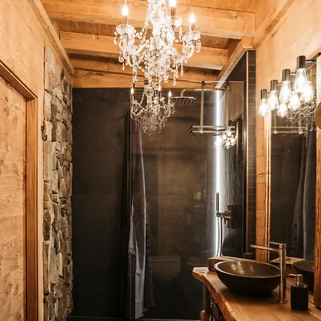 Romantikchalet Fuchsbau Mit Eigenen Wellnessbereich, Komfort Und Viel Ruhe In Der Alpstuga