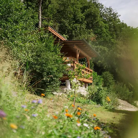 Romantikchalet Fuchsbau Mit Eigenen Wellnessbereich, Komfort Und Viel Ruhe In Der Alpstuga